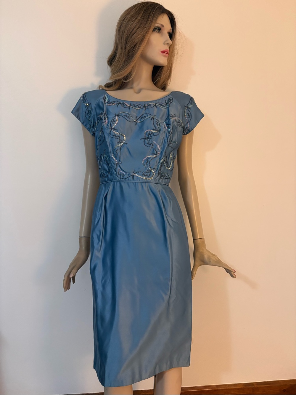 Sexy Satin Vintage 1950s Beaded Bombshell Wiggle Pencil Dress
